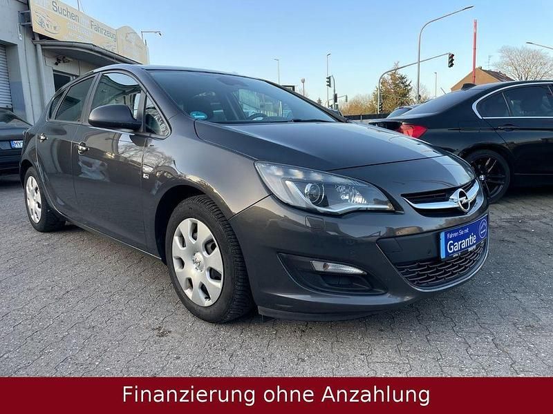 Gebraucht Opel Astra 110 PS (80 kW) 2012 Grau Limousine