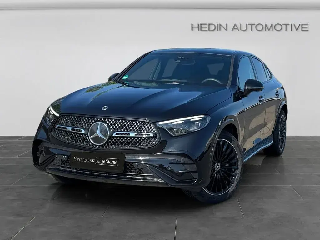 Gebraucht Mercedes GLC300 AMG 269 PS (197 kW) 2025 Schwarz Coupé