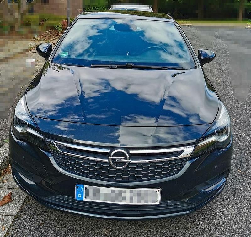 Schwarz Gebraucht 2016 Opel Astra Dynamic Limousine | 9.950 € (Guter Preis) - Bild 1/4