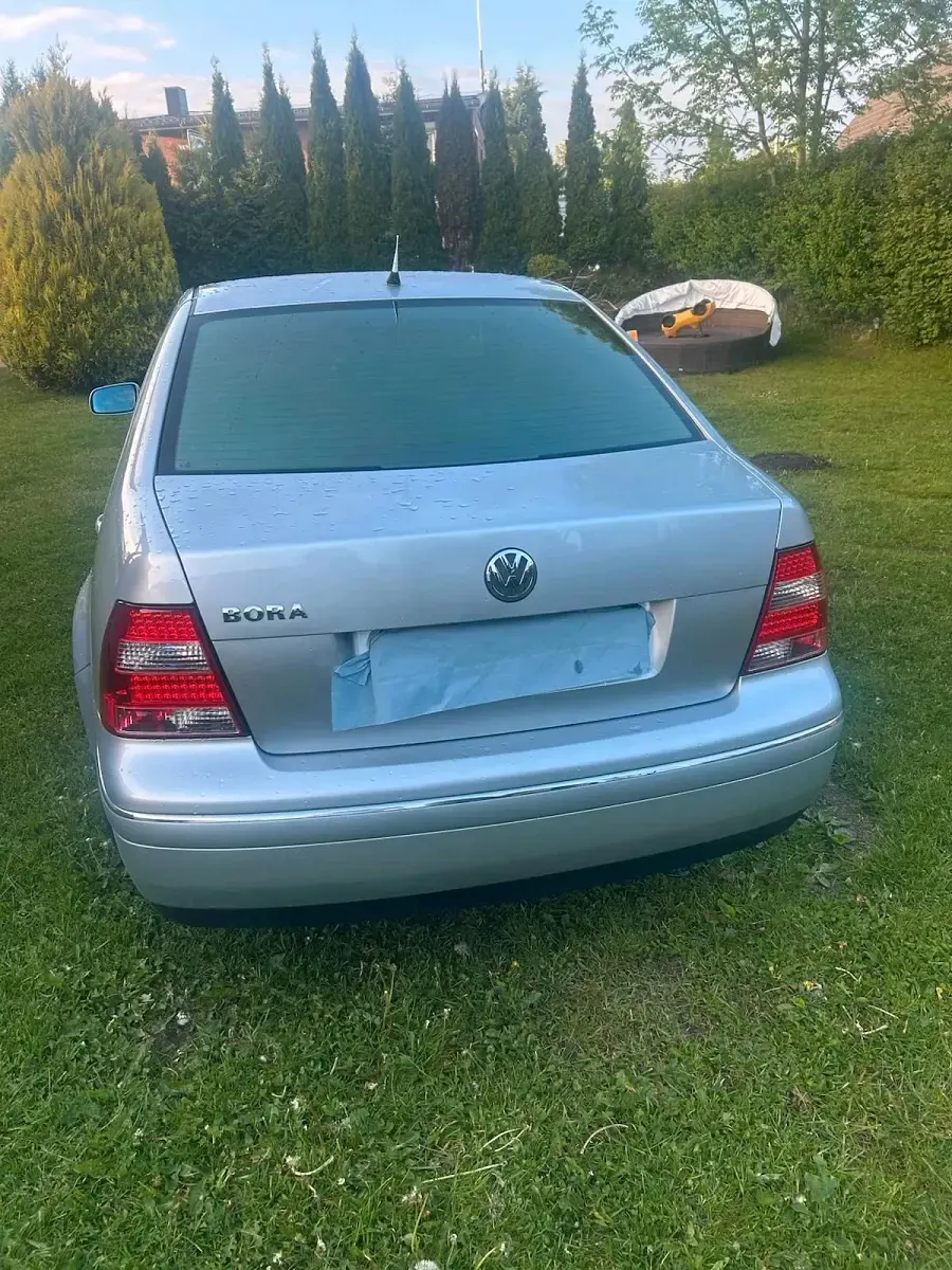 Occasion VW Bora 105 ch (77 kW) 2001 Argent Berline