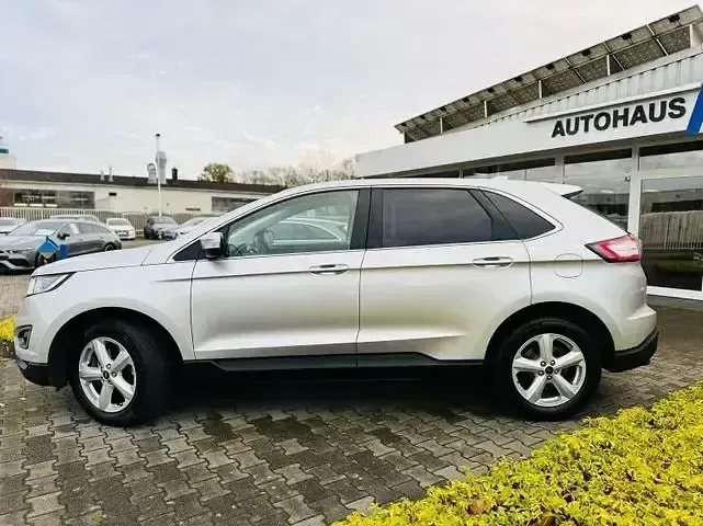 Second-hand Ford Edge Titanium 211 CP (155 kW) 2017 Argintiu SUV