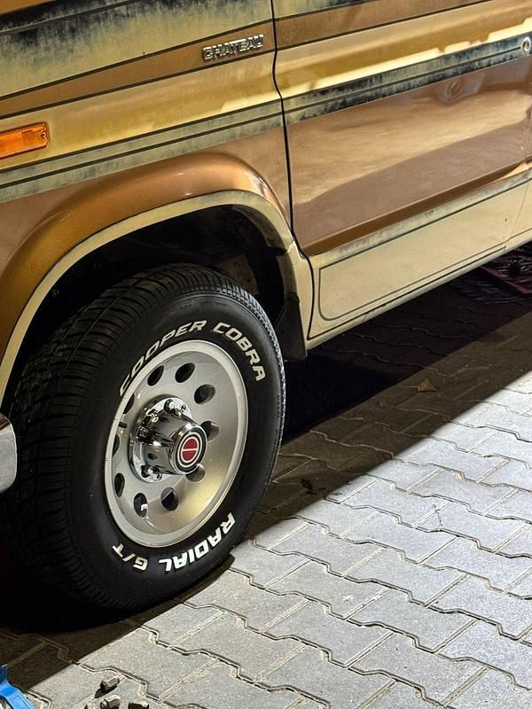 Gebraucht Ford Econoline 158 PS (116 kW) 1976 Braun Van / Kleinbus