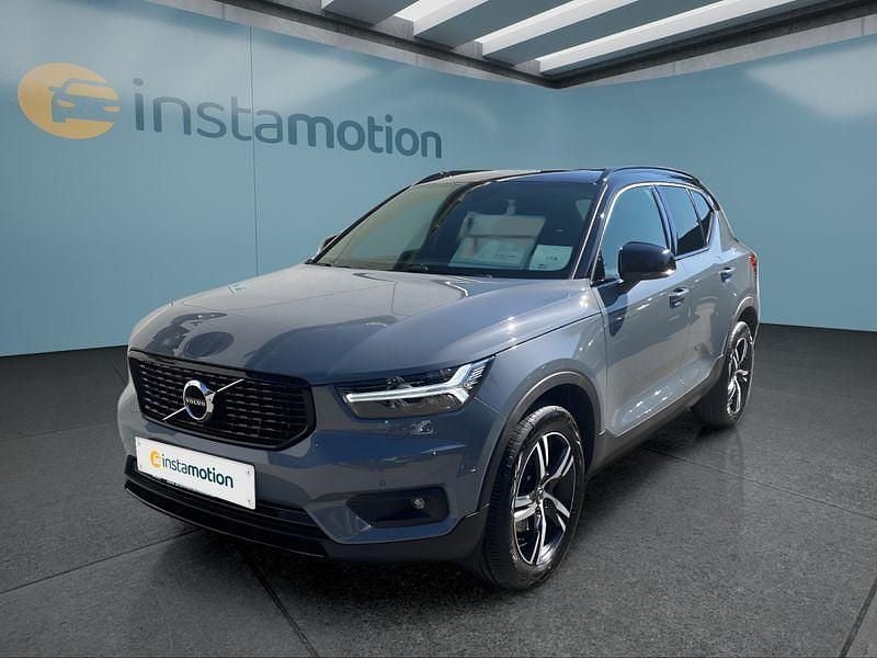 Grau Gebraucht 2022 Volvo XC40 R-Design SUV | 30.799 € (Fairer Preis) - Bild 1/4