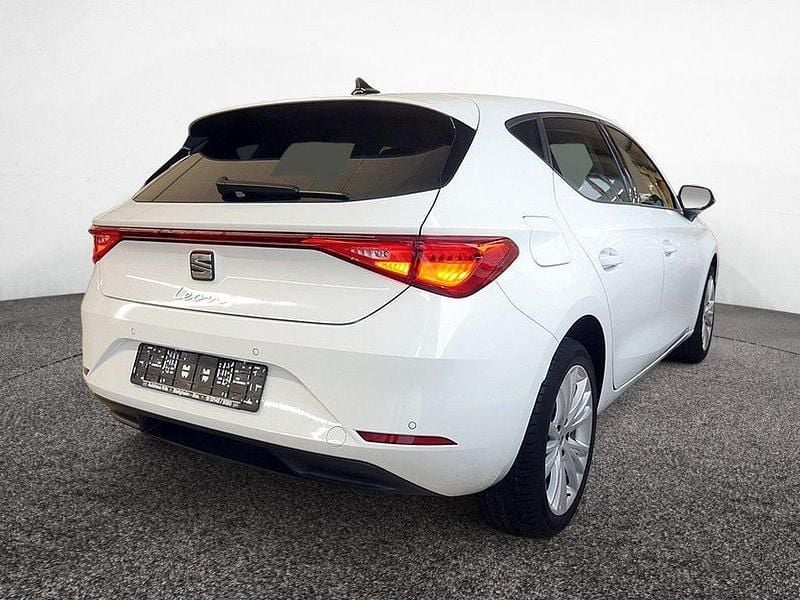 Gebraucht Seat Leon Style 110 PS (80 kW) 2024 Weiß Limousine