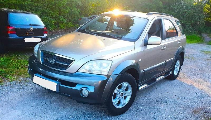 Beige Gebraucht 2005 Kia Sorento 2 SUV | 2.600 € (Superpreis) - Bild 1/4