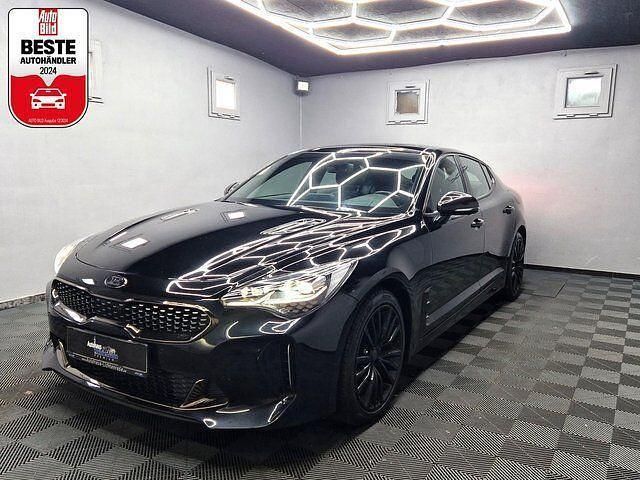 (abp) aurora black pearl (metallic) Gebraucht 2018 Kia Stinger GT-Line Limousine | 27.880 € (Fairer Preis) - Bild 1/4