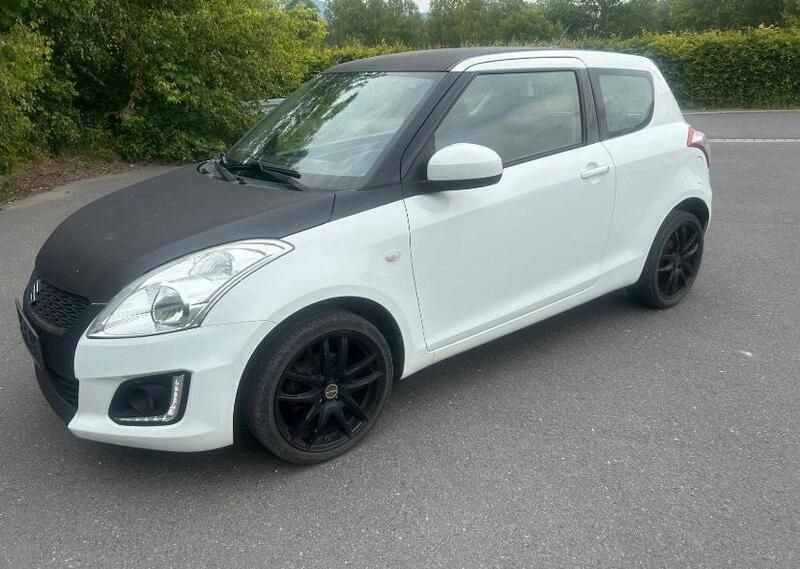 Weiß Gebraucht 2015 Suzuki Swift Kleinwagen | 3.650 € (Superpreis) - Bild 1/4