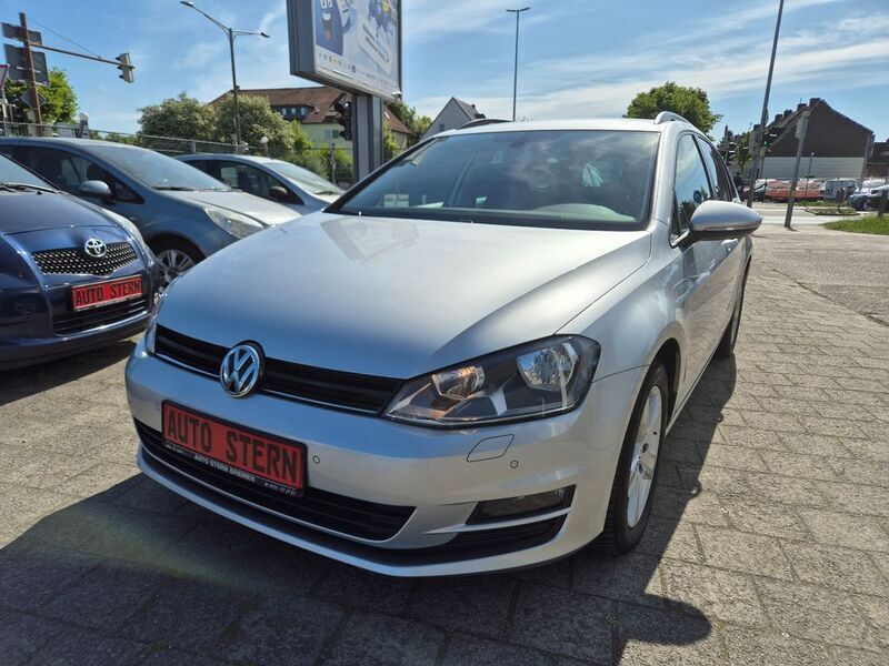 Silber Gebraucht 2014 VW Golf VII Comfortline Kombi | 9.350 € (Fairer Preis) - Bild 1/4