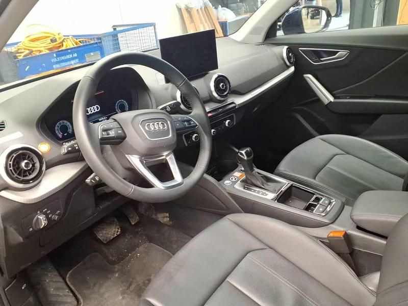 Second-hand Audi Q2 Advanced 190 CP (139 kW) 2025 Albastru SUV