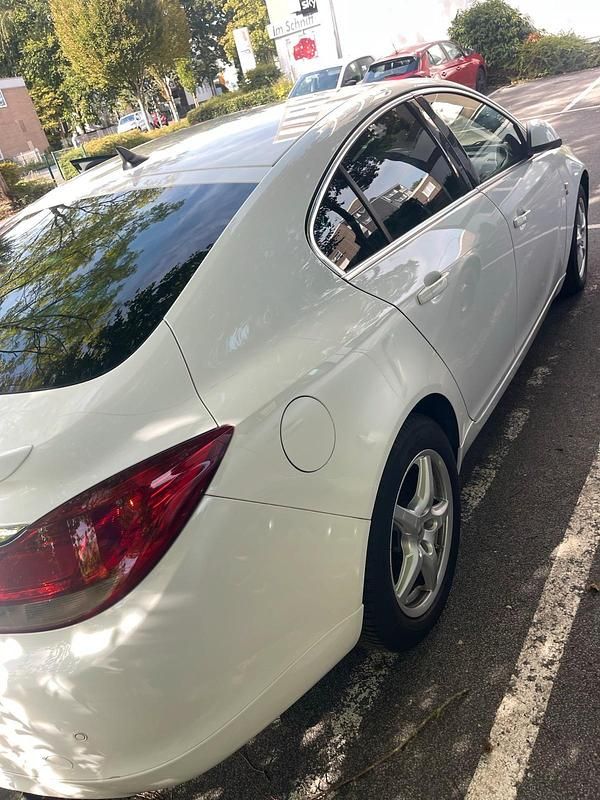 Gebraucht Opel Insignia OPC 260 PS (191 kW) 2012 Weiß Limousine