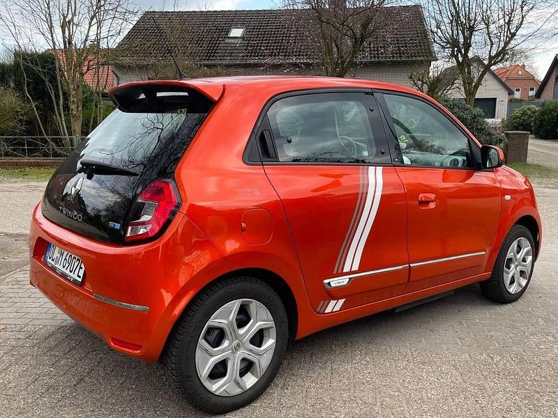 Gebraucht Renault Twingo Vibes 60 kW (82 PS) 2021 Orange Kleinwagen