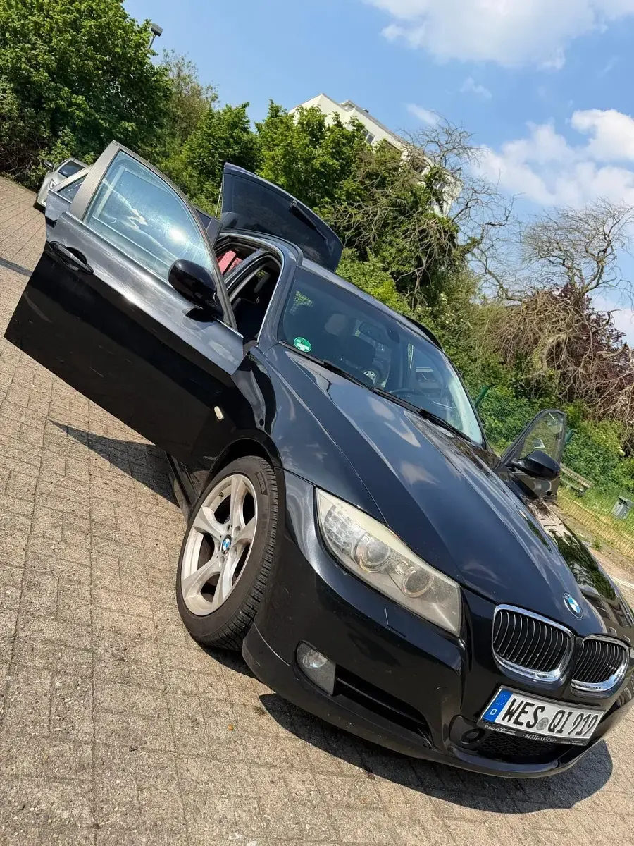 Gebraucht BMW 325 204 PS (150 kW) 2010 Schwarz Kombi