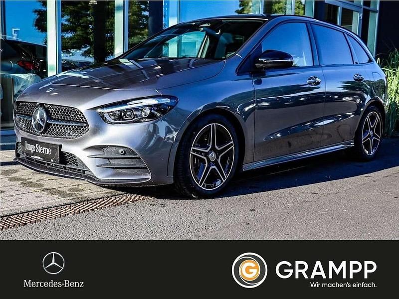 Grau Gebraucht 2023 Mercedes B250 Advanced Plus Van / Kleinbus | 37.990 € (Fairer Preis) - Bild 1/3