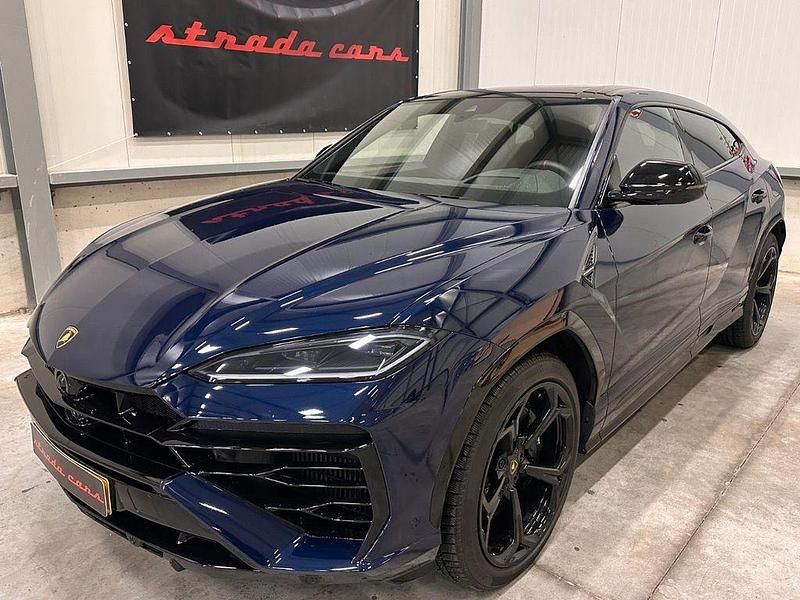 Second-hand Lamborghini Urus 799 CP (587 kW) 2025 Albastru SUV