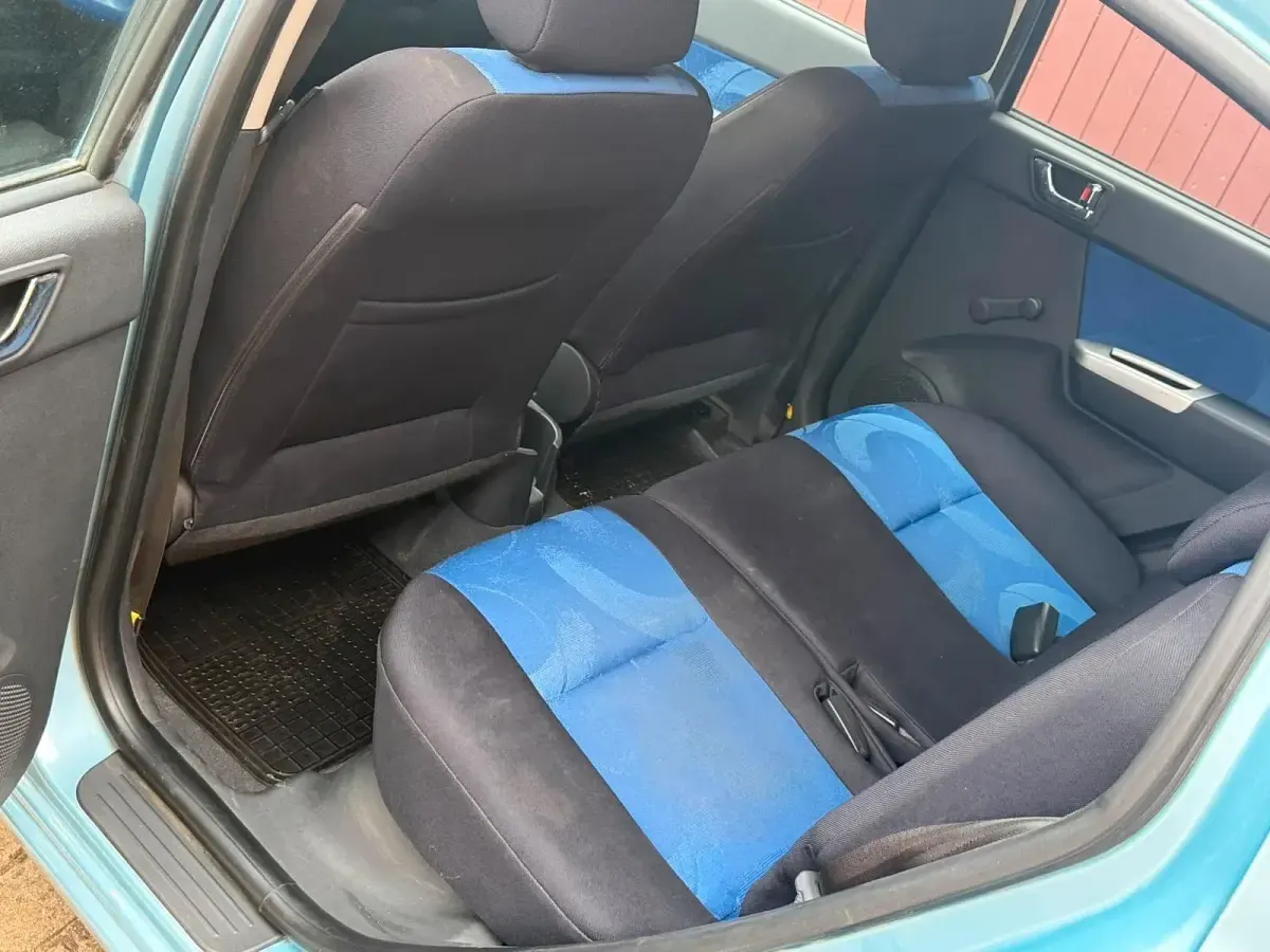 Gebraucht Hyundai Getz 66 PS (48 kW) 2007 Silber Kleinwagen