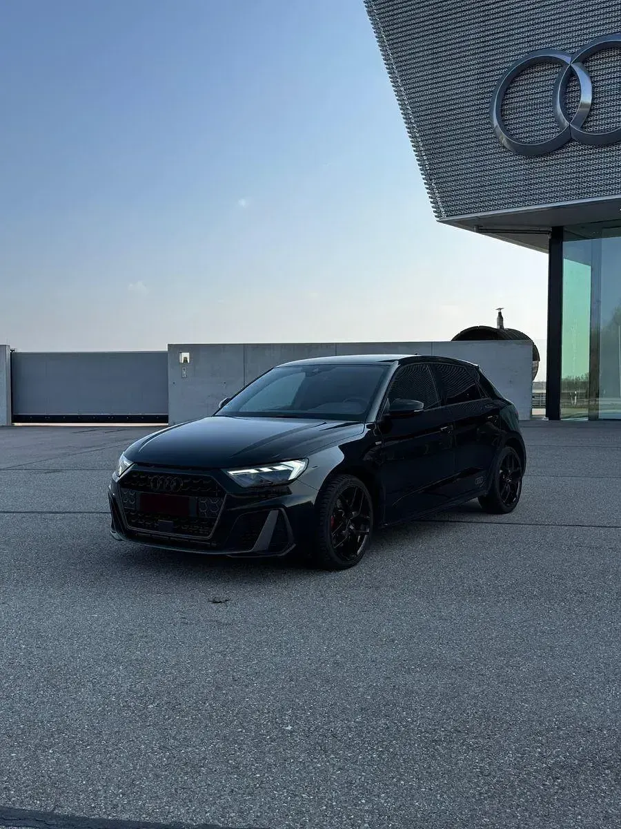 Gebraucht Audi A1 Sportback Ambiente 200 PS (147 kW) 2020 Schwarz Kleinwagen