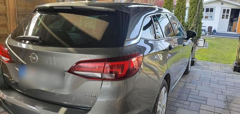 Second-hand Opel Astra Active 136 CP (100 kW) 2016 Gri Break