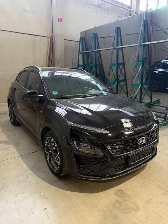 Schwarz Gebraucht 2021 Hyundai Kona N Line SUV | 24.900 € (Fairer Preis) - Bild 1/4