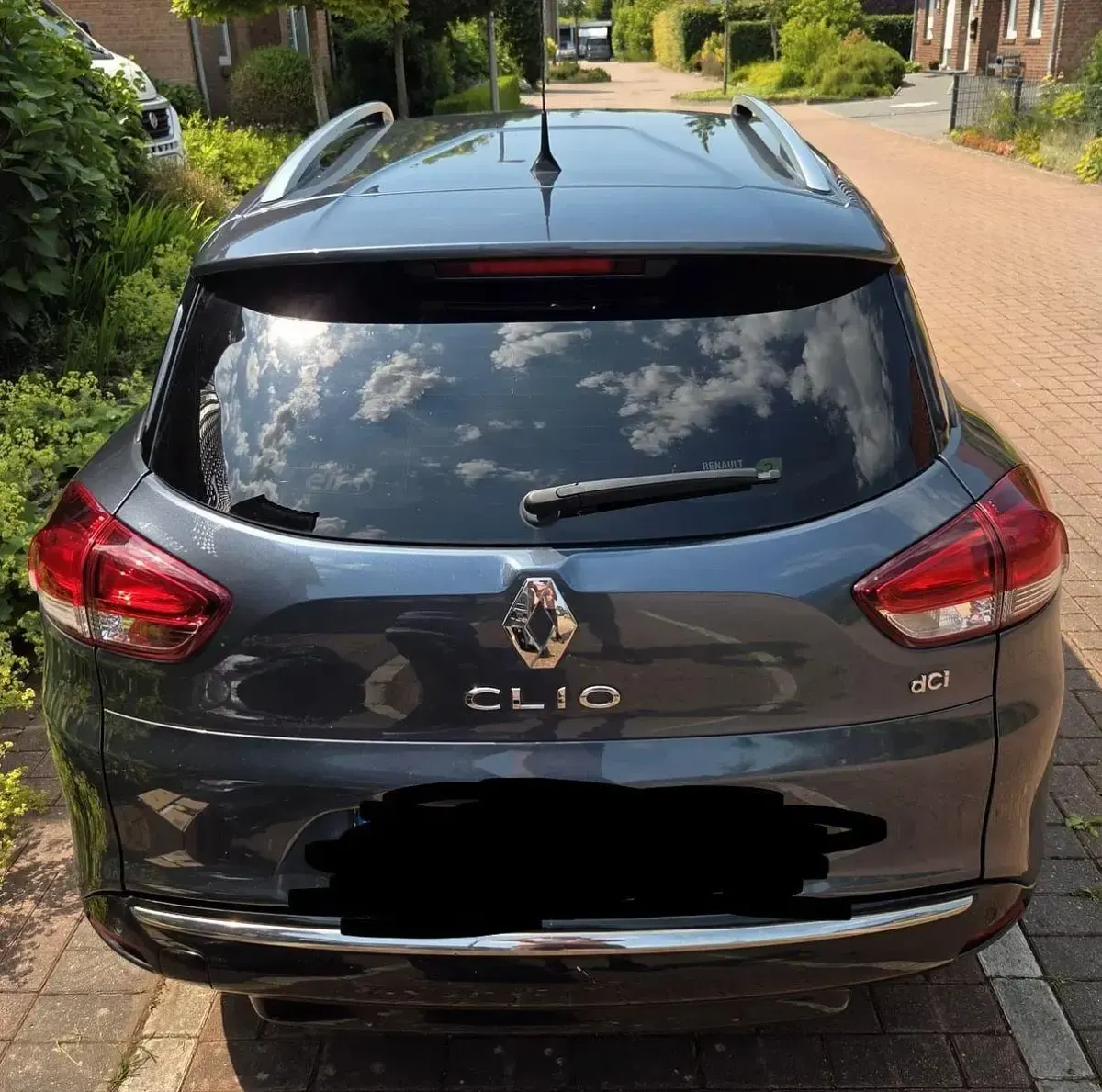 Gebraucht Renault Clio LIMITED 90 PS (66 kW) 2016 Grau Kleinwagen