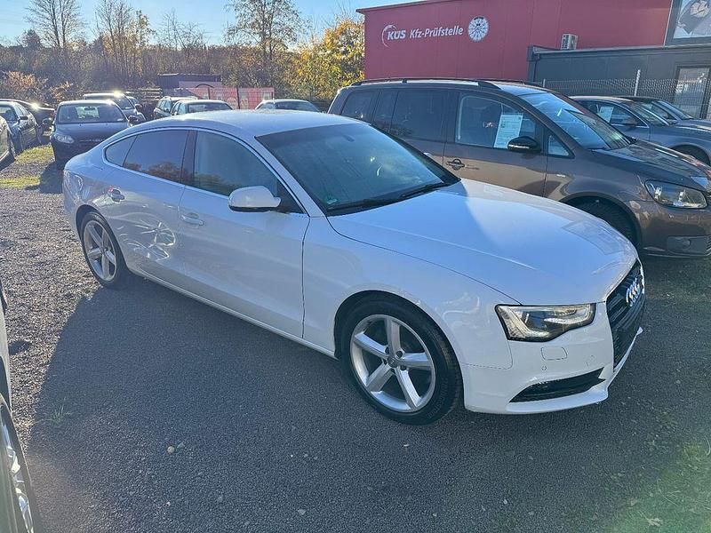 Weiß Gebraucht 2014 Audi A5 Limousine | 14.750 € (Fairer Preis) - Bild 1/4