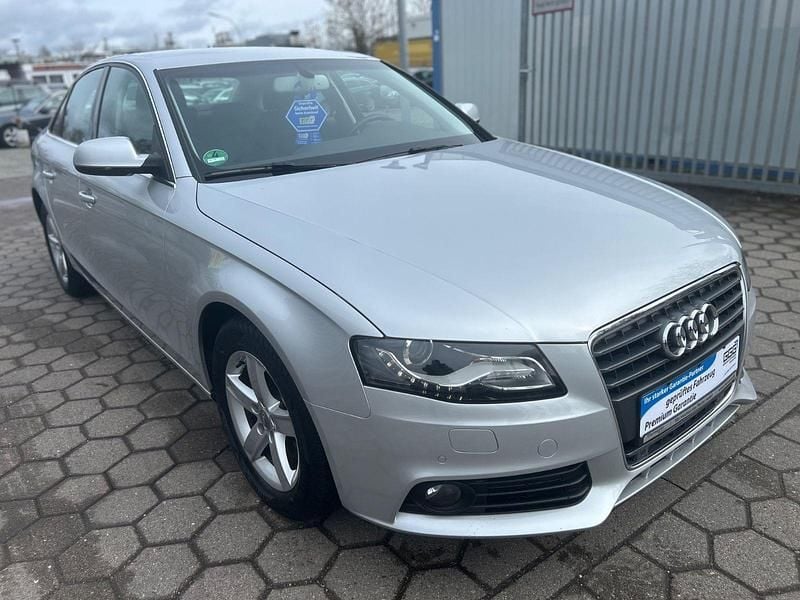 Gebraucht Audi A4 Ambiente 120 PS (88 kW) 2010 Silber Limousine