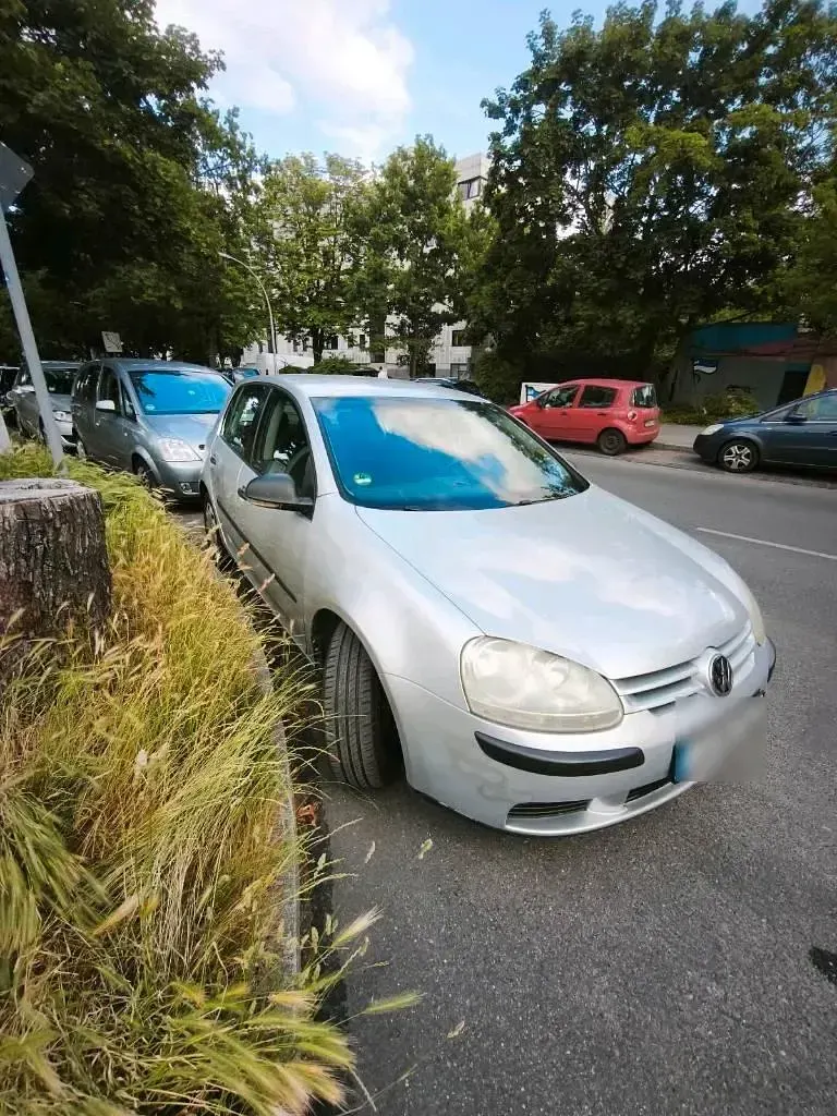 Gebraucht VW Golf V 75 PS (55 kW) 2006 Grau Kleinwagen