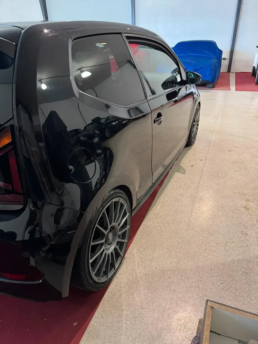 Gebraucht VW up! Beats 140 PS (102 kW) 2019 Schwarz Kleinwagen