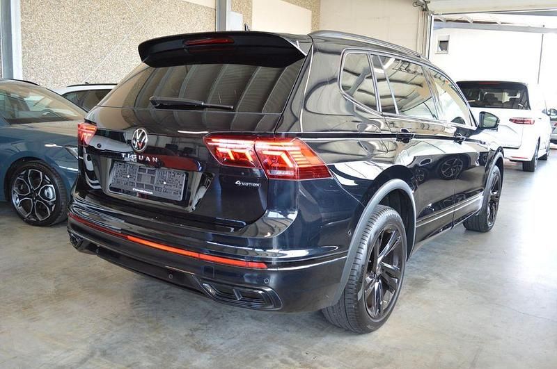Gebraucht VW Tiguan Allspace R-line 200 PS (147 kW) 2023 Schwarz SUV