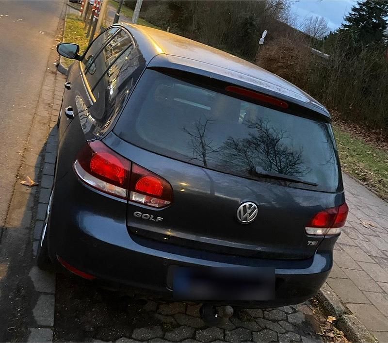 Gebraucht VW Golf VII 122 PS (89 kW) 2012 Blau Limousine