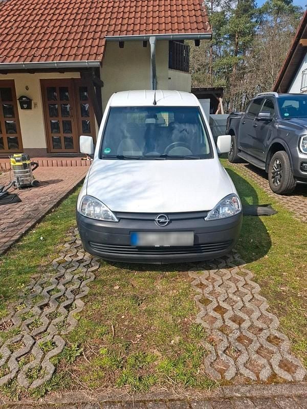 Gebraucht Opel Combo 75 PS (55 kW) 2010 Weiß Van / Kleinbus
