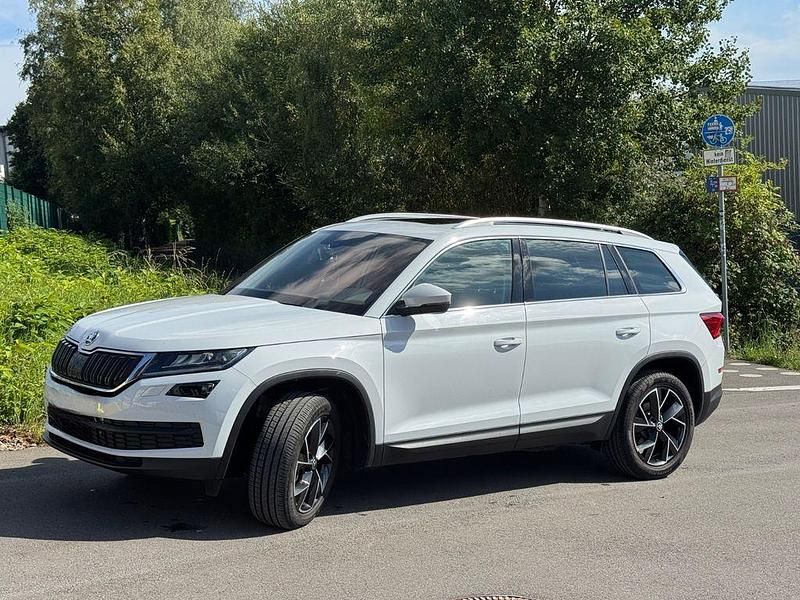 Weiß Gebraucht 2020 Skoda Kodiaq Style SUV | 25.900 € (Superpreis) - Bild 1/4