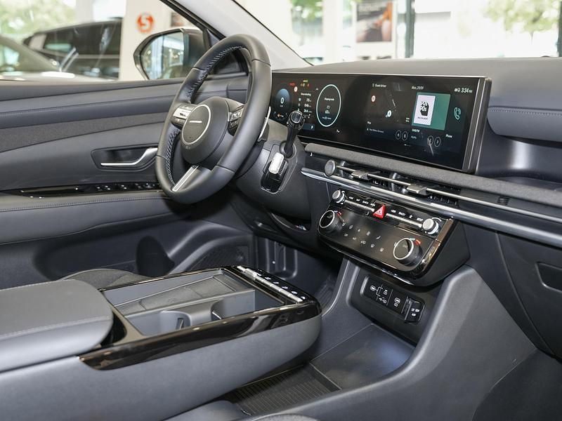 Neu Hyundai Tucson Trend 239 PS (175 kW) 2025 Atlas white SUV