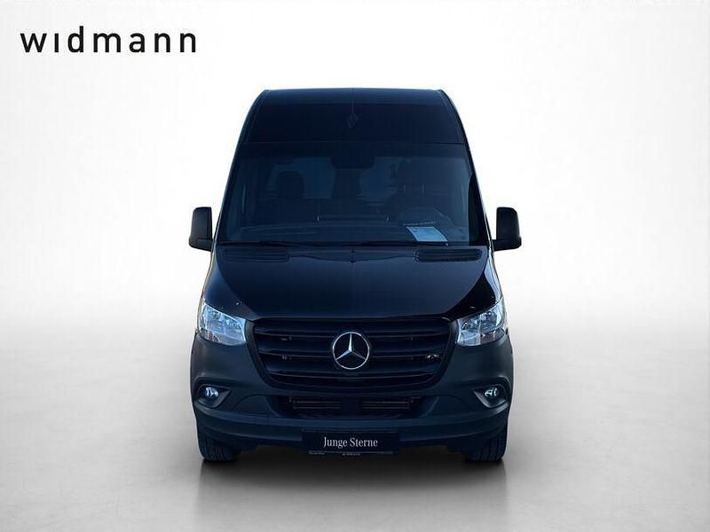 Gebraucht Mercedes Sprinter 190 PS (139 kW) 2021 Tiefschwarz Van