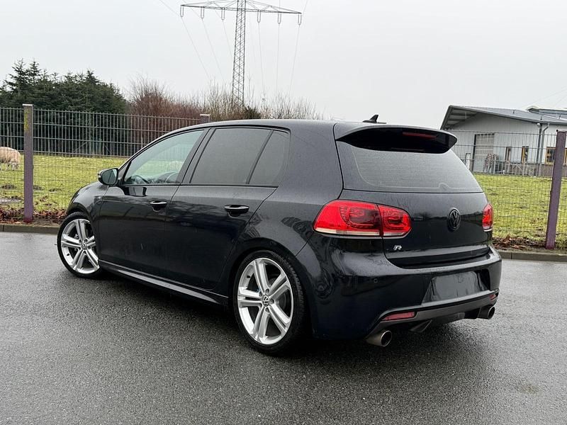 Gebraucht VW Golf VI R-line 122 PS (89 kW) 2011 Schwarz Kleinwagen