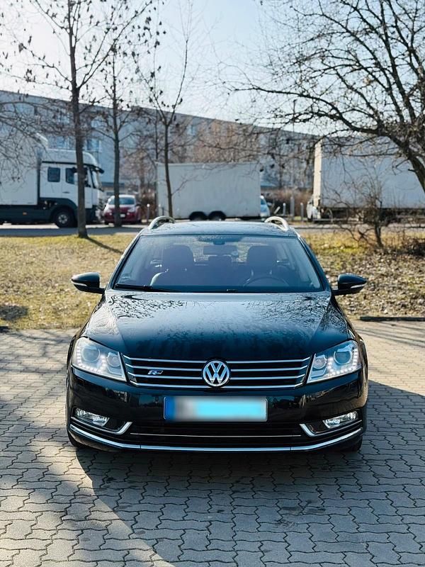 Gebraucht VW Passat 160 PS (117 kW) 2013 Schwarz Kombi