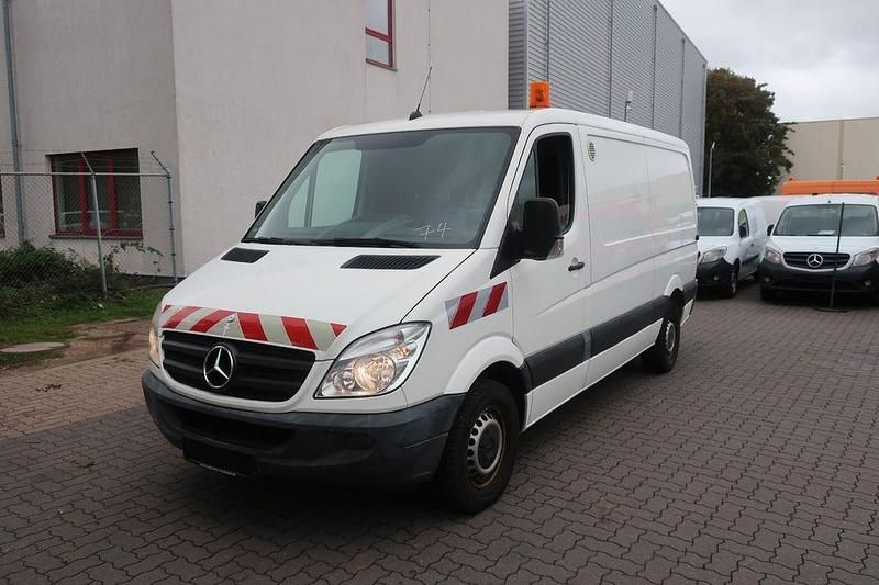Weiß Gebraucht 2010 Mercedes Sprinter Van | 10.900 € (Guter Preis) - Bild 1/4