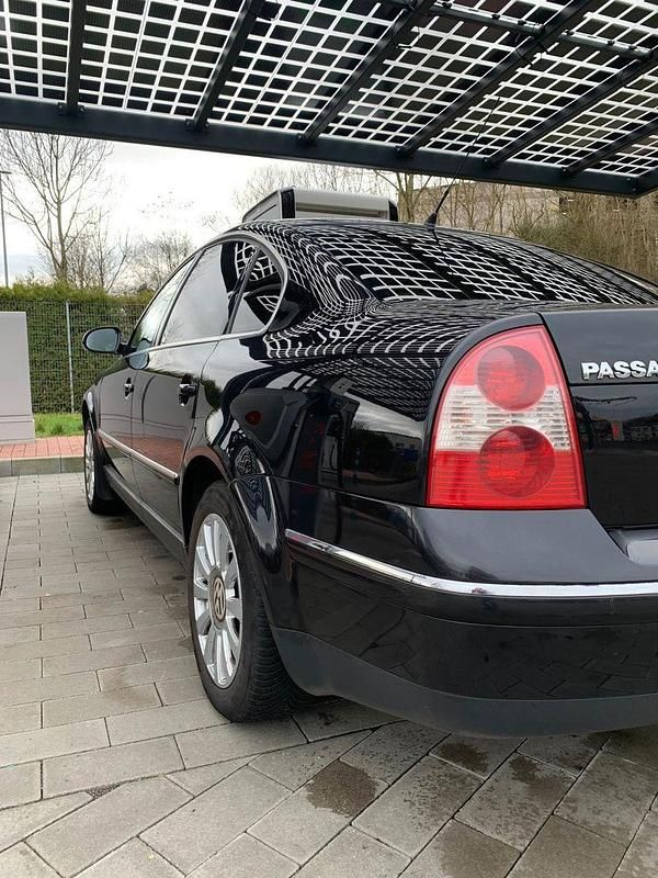 Gebraucht VW Passat Comfortline 116 PS (85 kW) 2005 Schwarz Limousine
