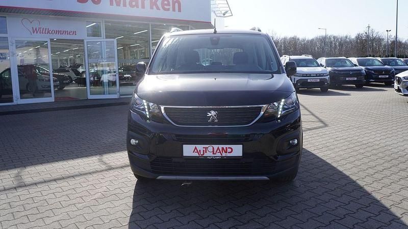 Gebraucht Peugeot Rifter Allure 131 PS (96 kW) 2020 Schwarz Van / Kleinbus