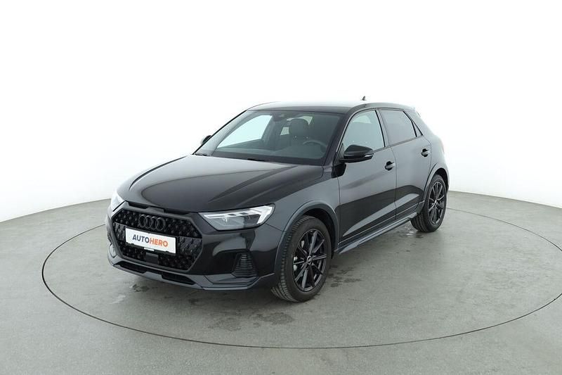 Schwarz Gebraucht 2024 Audi A1 Kleinwagen | 28.000 € (Teuer) - Bild 1/3