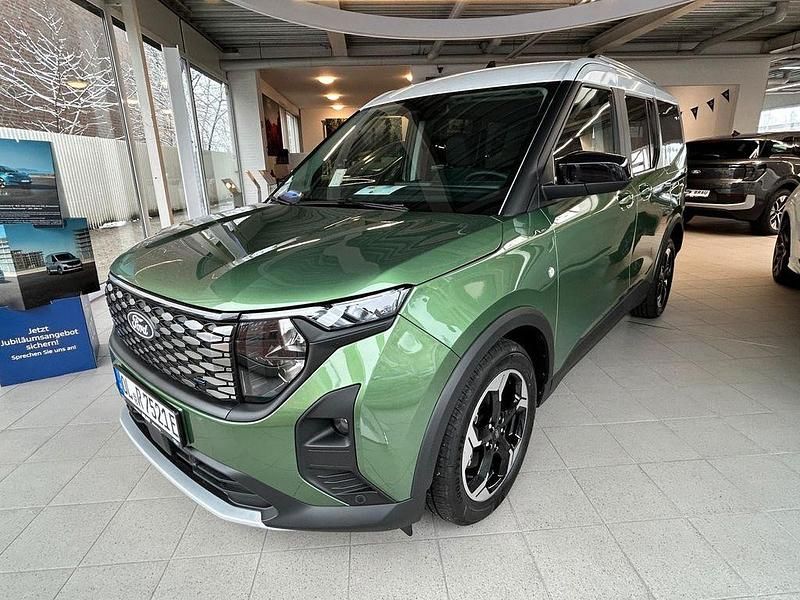 Neu Ford Tourneo Courier Active 100 kW (136 PS) 2025 Grün Van / Kleinbus