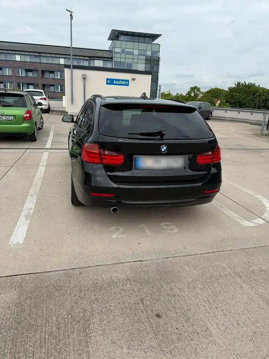 Używany BMW 320 184 KM (135 kW) 2014 Czarny Kombi