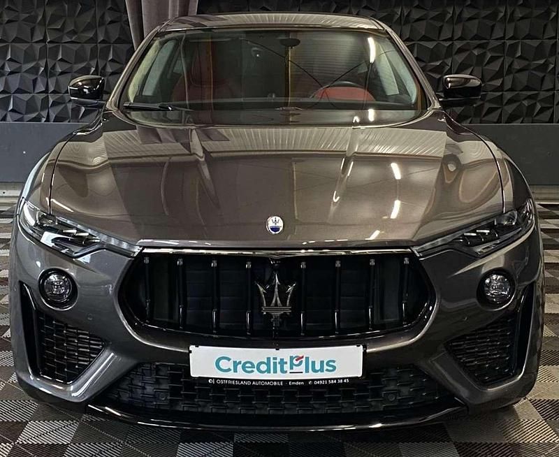 Gebraucht Maserati Levante 430 PS (316 kW) 2021 Grau SUV