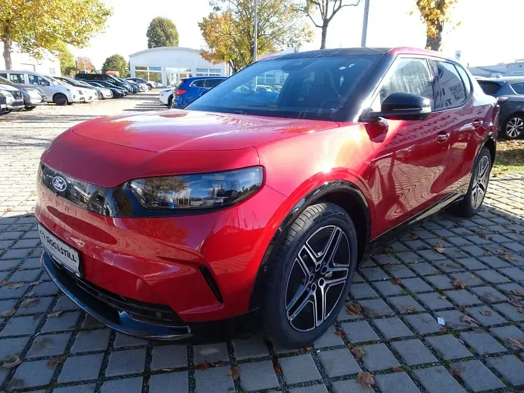 Neu Ford Capri Extended Range 210 kW (286 PS) 2026 Lucid red SUV