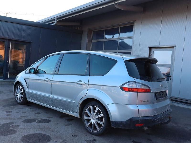 Gebraucht Ford S-MAX Trend 140 PS (102 kW) 2006 Silber Van / Kleinbus
