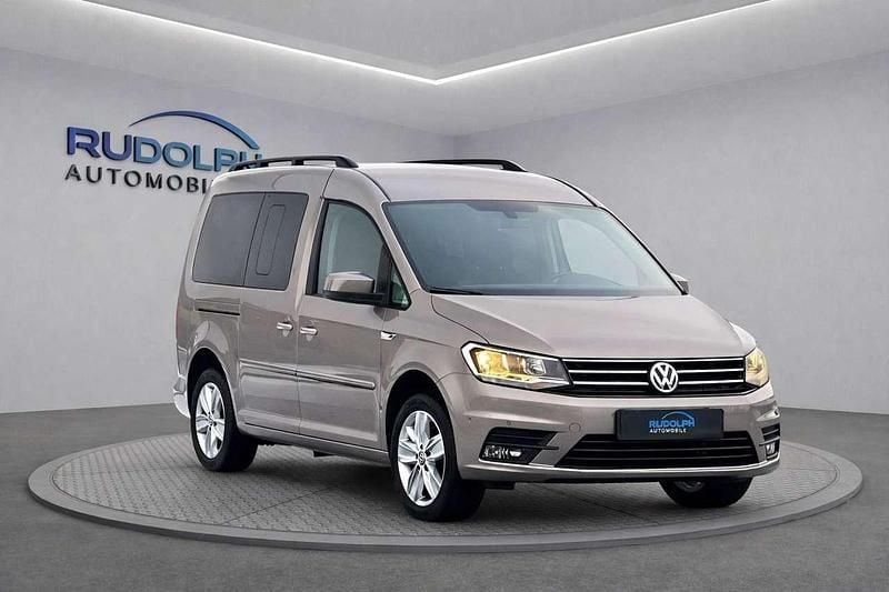 Braun Gebraucht 2018 VW Caddy Maxi Comfortline Van / Kleinbus | 22.499 € (Fairer Preis) - Bild 1/4