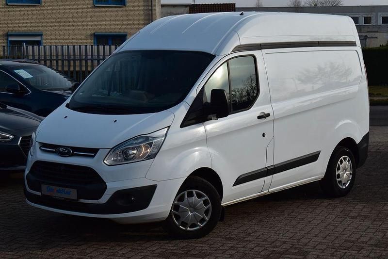 Weiß Gebraucht 2015 Ford Transit Custom Trend Van / Kleinbus | 7.990 € (Superpreis) - Bild 1/4