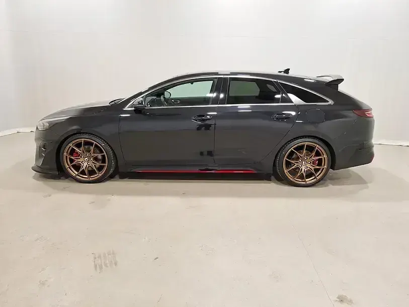 Gebraucht Kia ProCeed Sport 204 PS (150 kW) 2023 Black pearl m Kombi