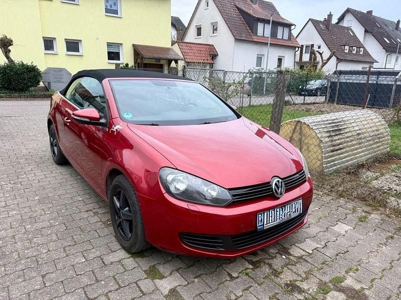 Gebraucht VW Golf Cabriolet Basis 105 PS (77 kW) 2012 Rot Cabrio