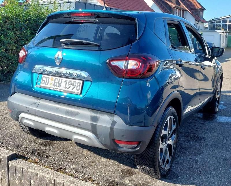 Gebraucht Renault Captur Intens 118 PS (86 kW) 2018 Blau SUV