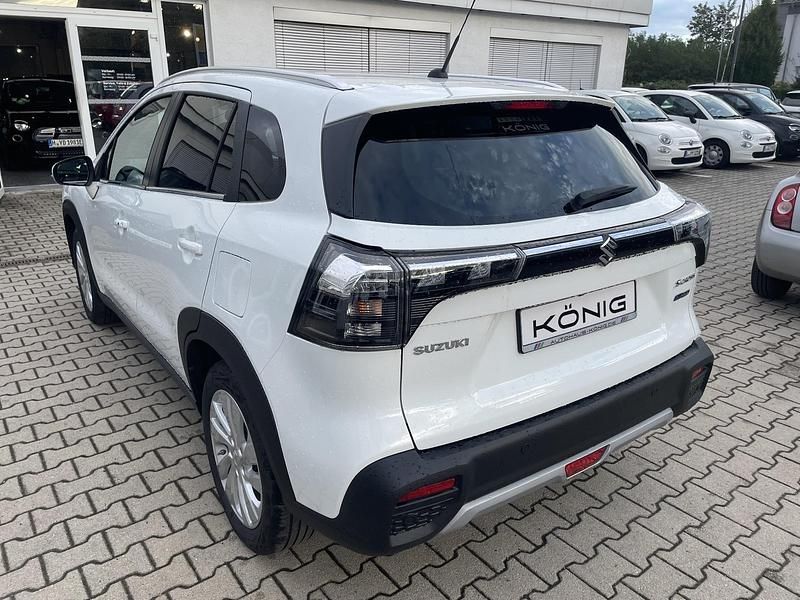 Gebraucht Suzuki SX4 Comfort 102 PS (75 kW) 2024 Weiß SUV
